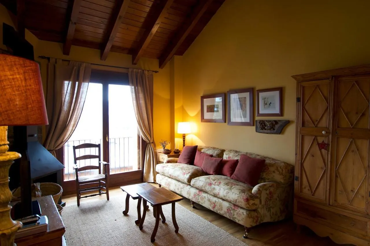 Apartament Cadi Apartment Alp